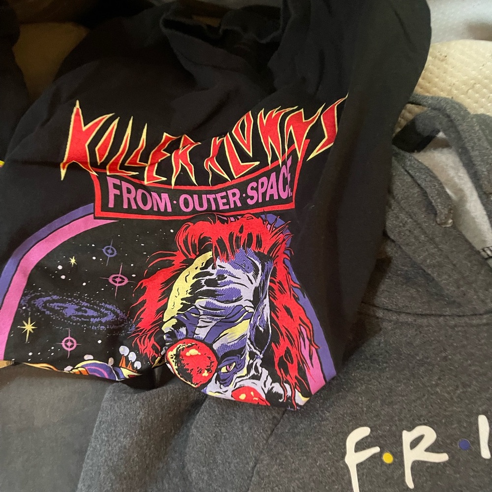 Horror movie tee shirts , pants lot - Picture 3 of 9